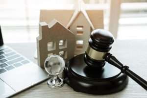Should You Hire an Attorney When You Buy or Sell a Home